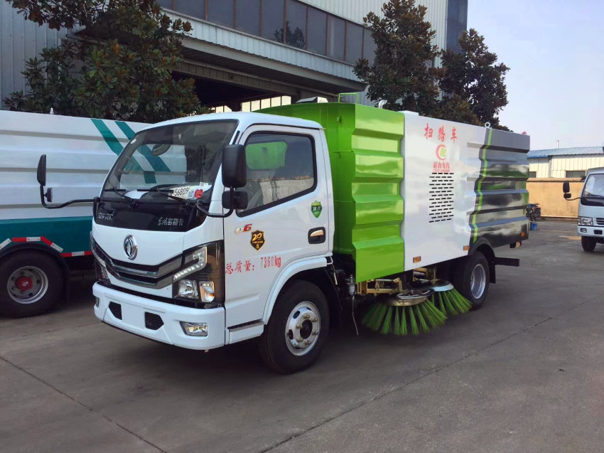 國(guó)六小多利卡5方掃路車-5方掃路車價(jià)格-程力汽車網(wǎng)